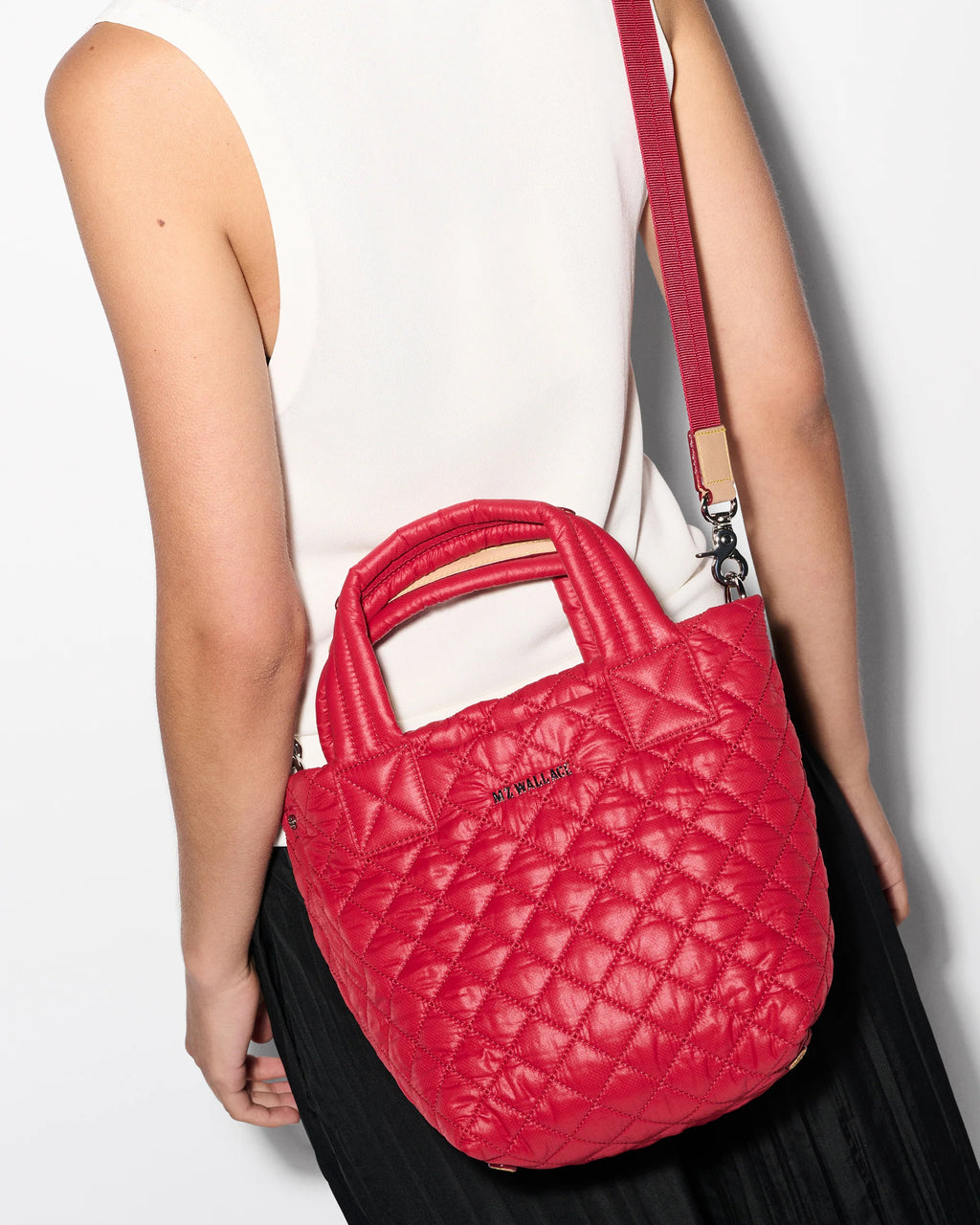 Mini Metro Tote Deluxe - Red Apple